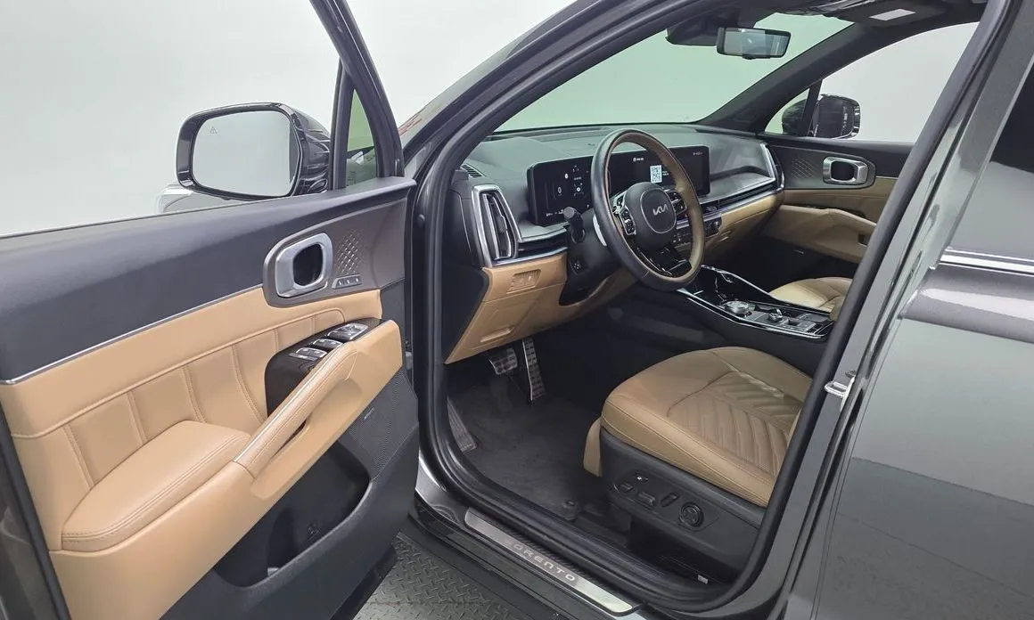 Kia Sorento — фото 8