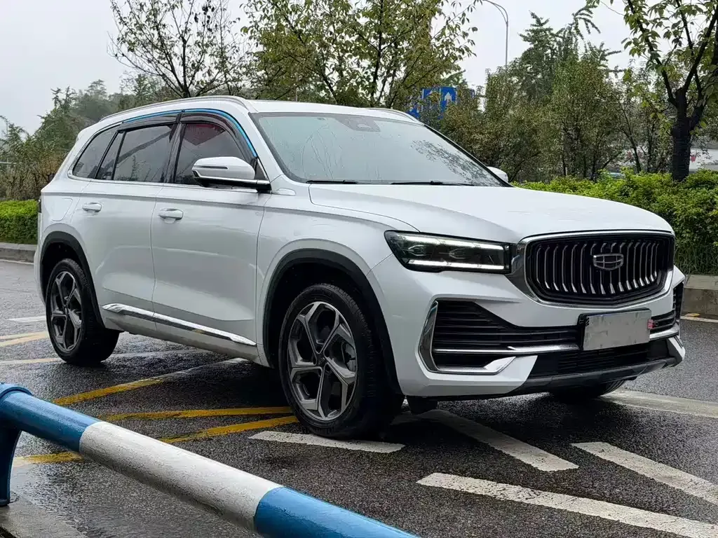 Geely Xingyue L — фото 10