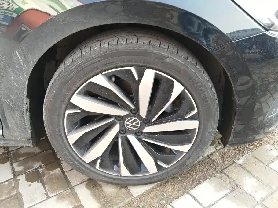 Volkswagen Passat — фото 3