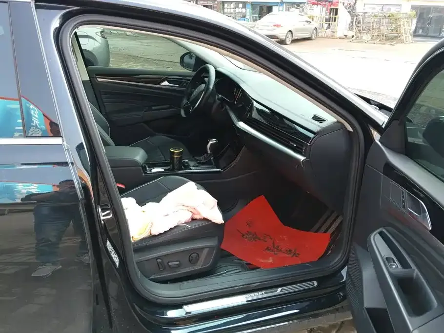 Volkswagen Passat — фото 4