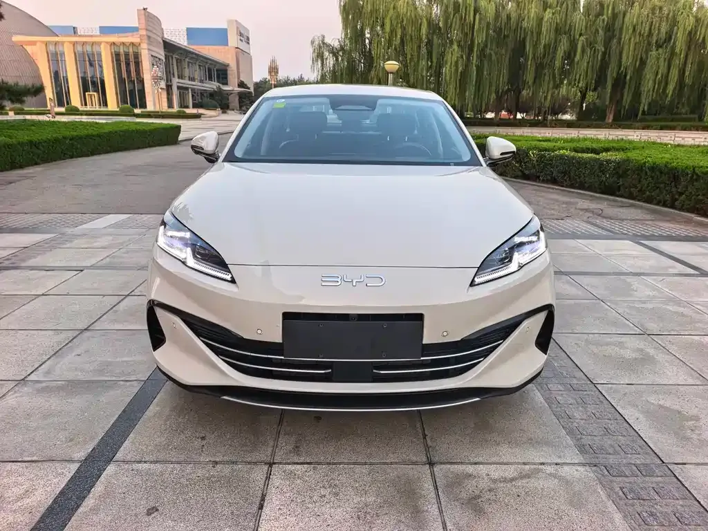 BYD Seal 06 — фото 1
