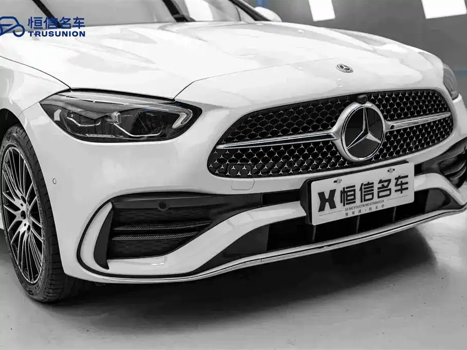 Mercedes-Benz C-Class — фото 10