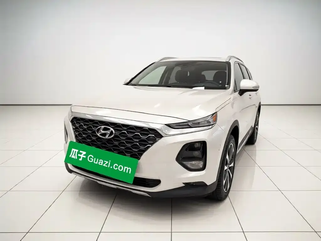 Hyundai Santa Fe — фото 1