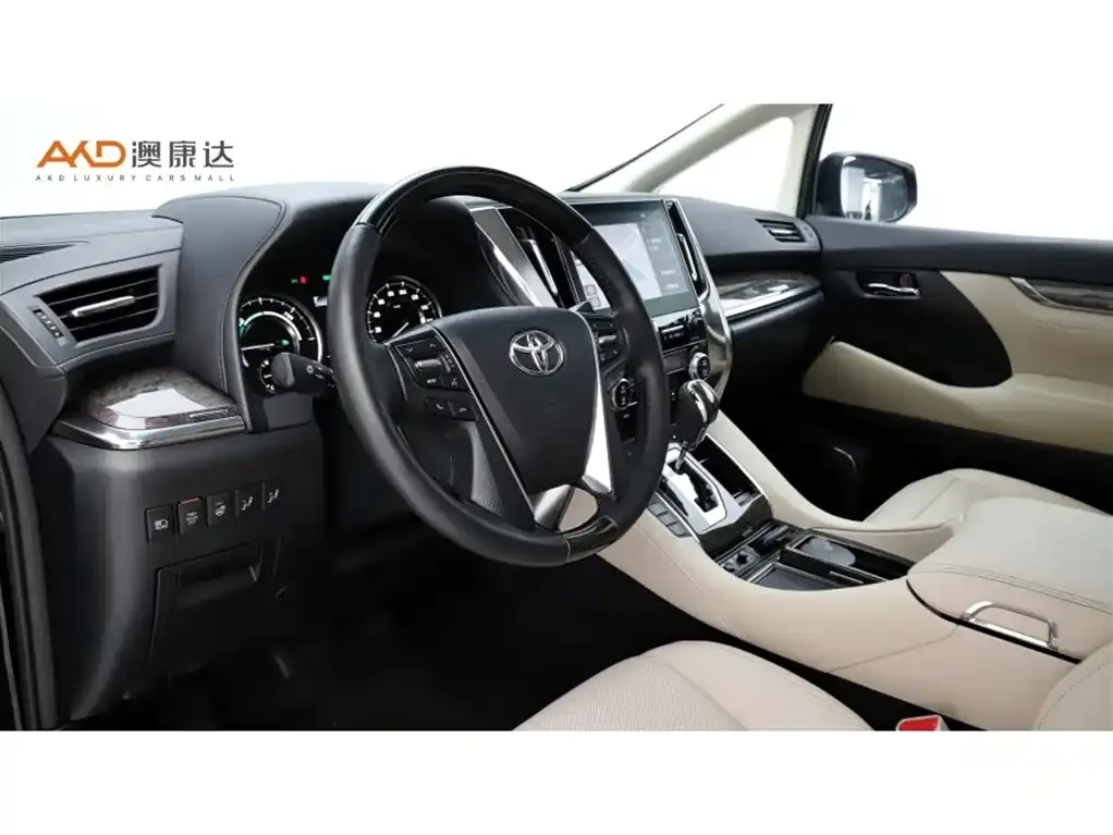 Toyota Alphard — фото 6