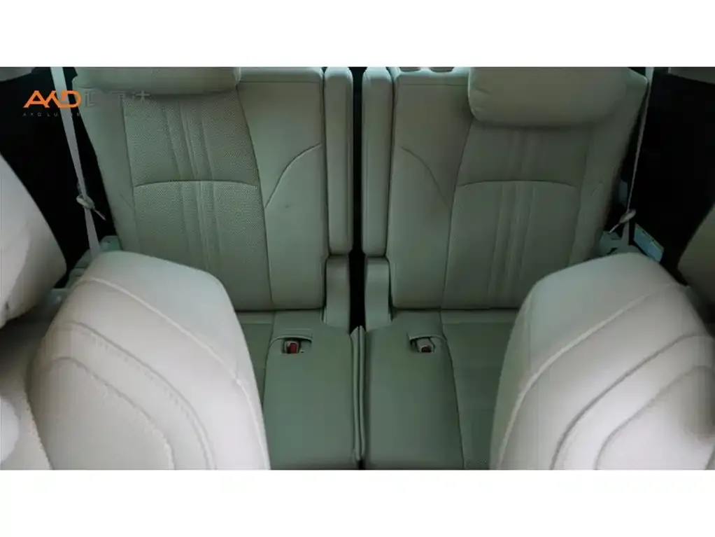 Toyota Alphard — фото 4