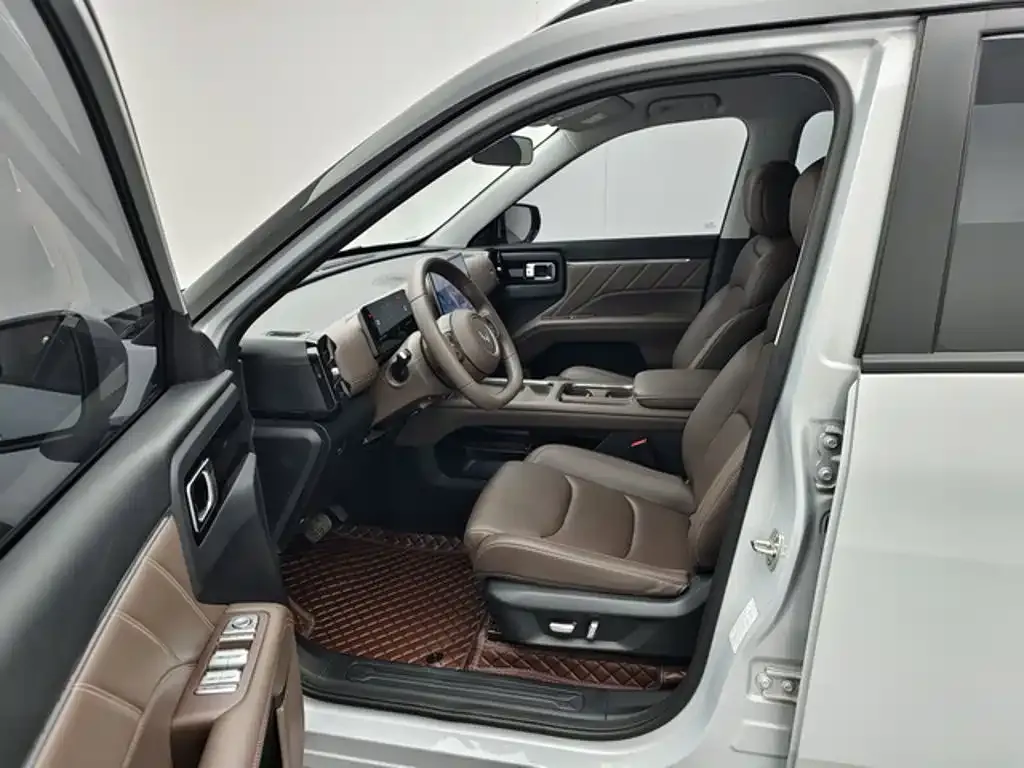Wuling Xingguang 560 New Energy — фото 9