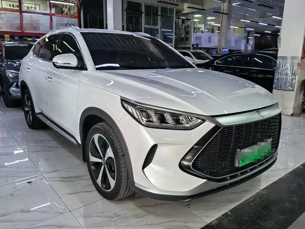 BYD PLUS New Energy — фото 10