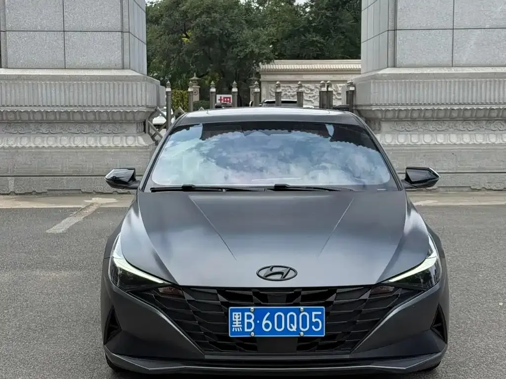 Hyundai Elantra — фото 4