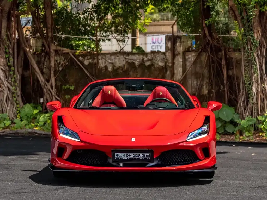 Ferrari F8 — фото 7