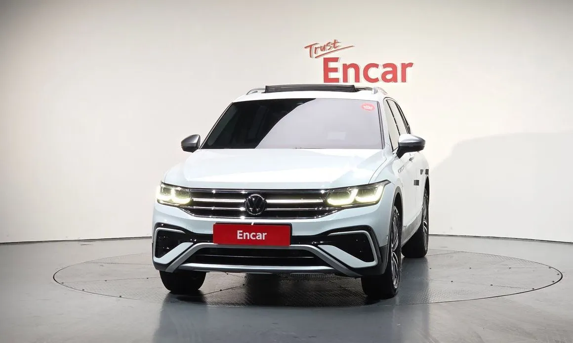 Volkswagen Tiguan — фото 4