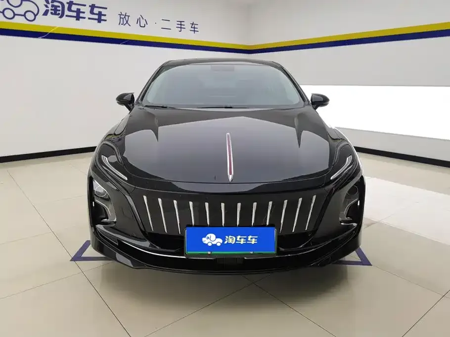 Hongqi E-QM5 — фото 2