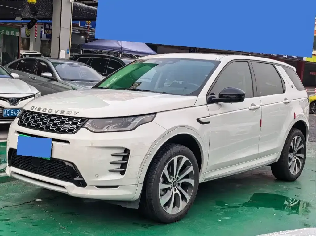 Land Rover Discovery Sport Hybrid — фото 1