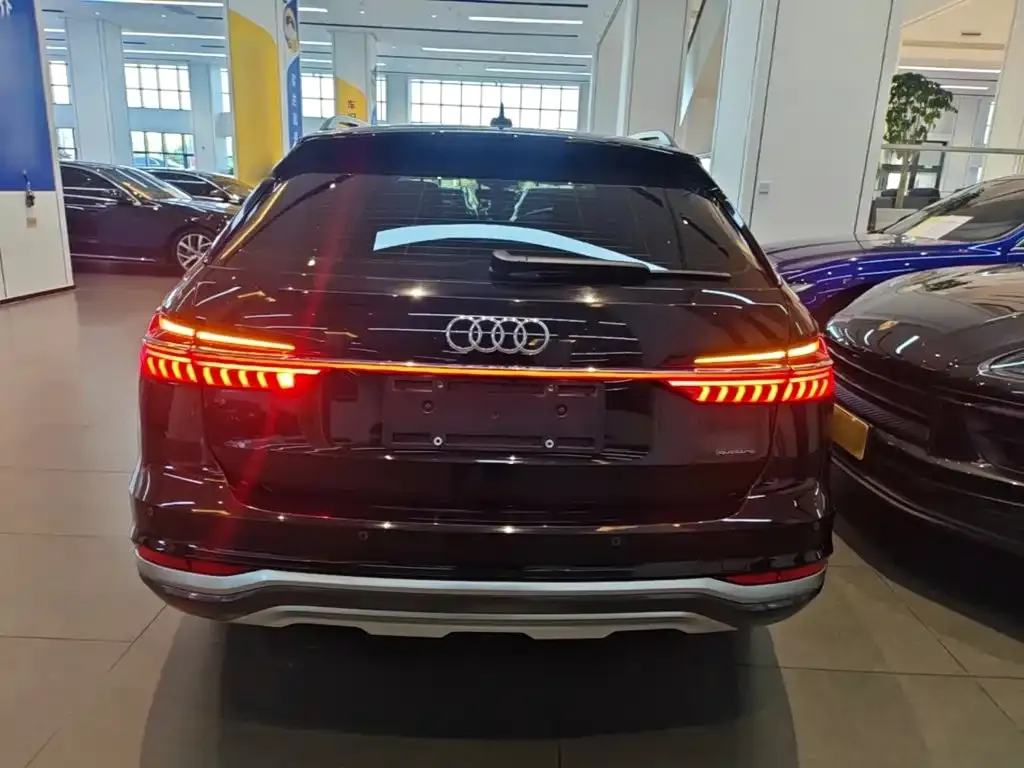 Audi A6 (Import) — фото 5