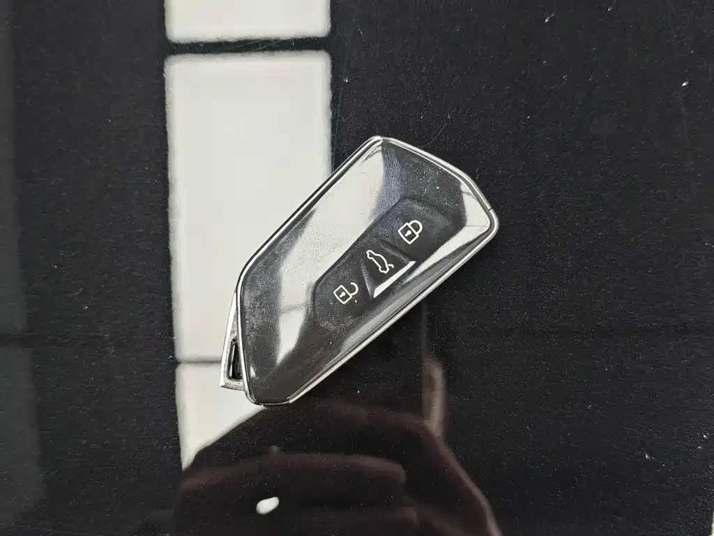 Volkswagen Passat — фото 7