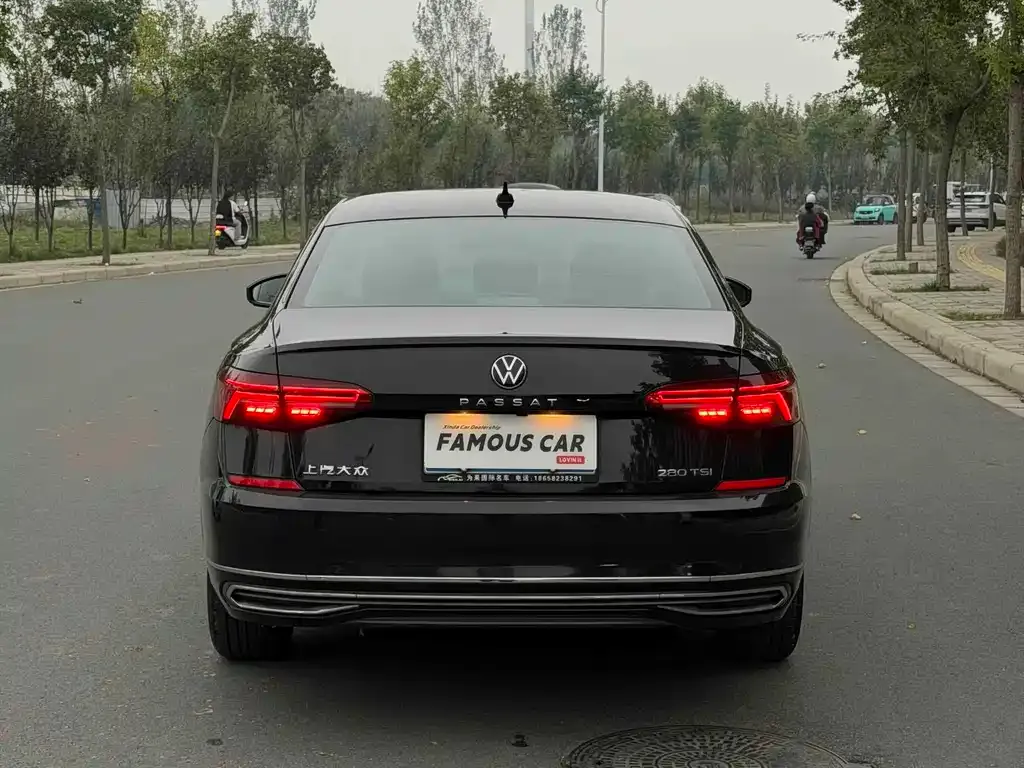 Volkswagen Passat — фото 3
