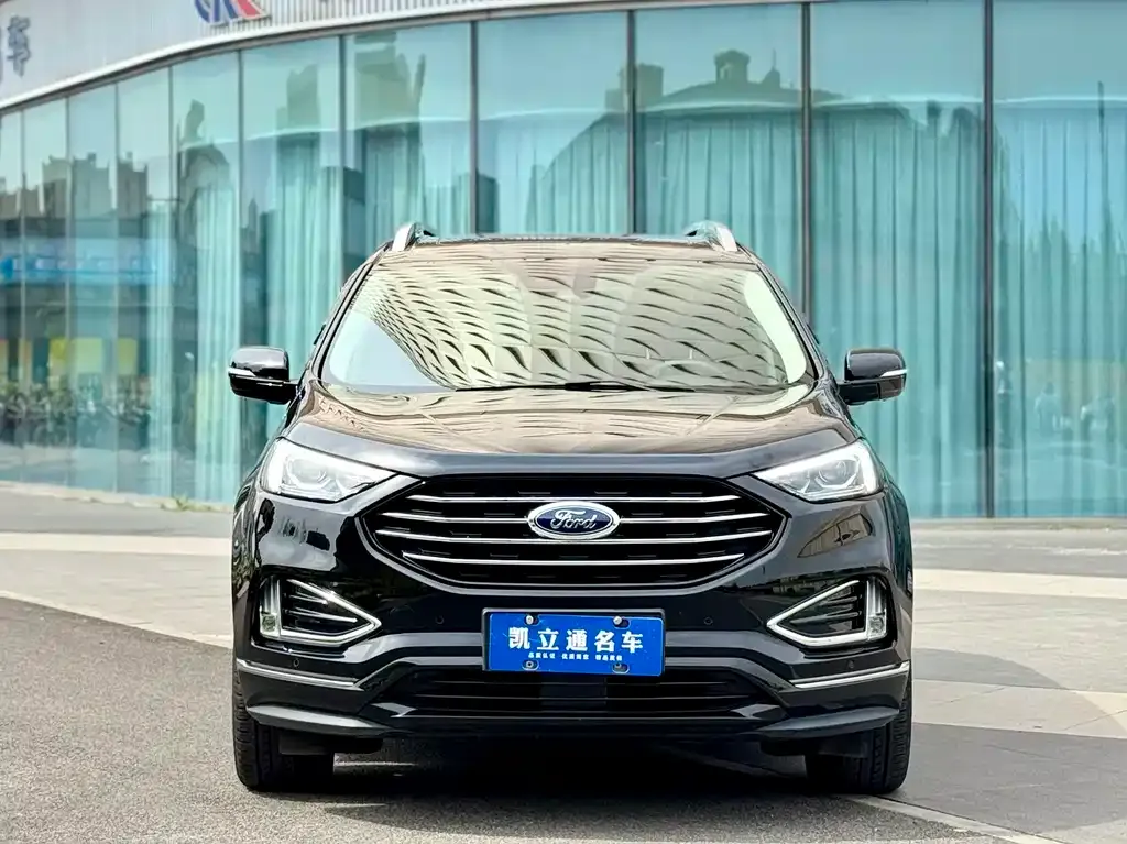 Ford Edge — фото 3