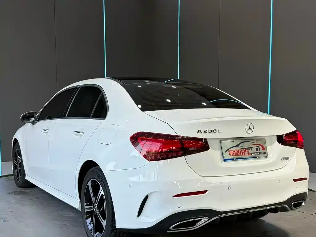 Mercedes-Benz A-Class — фото 9