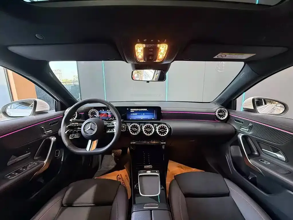 Mercedes-Benz A-Class — фото 10