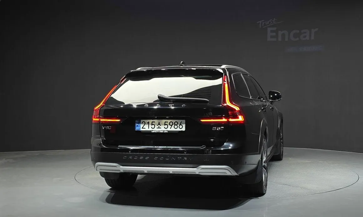Volvo V90 — фото 2