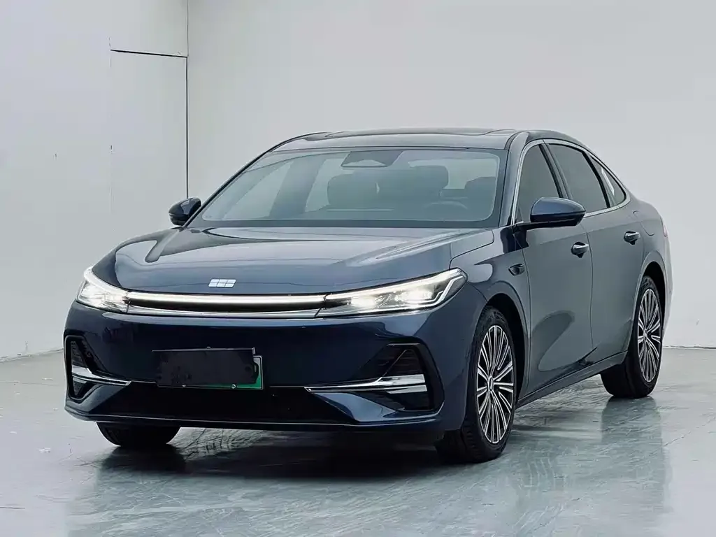 Geely Galaxy A7 EM — фото 1