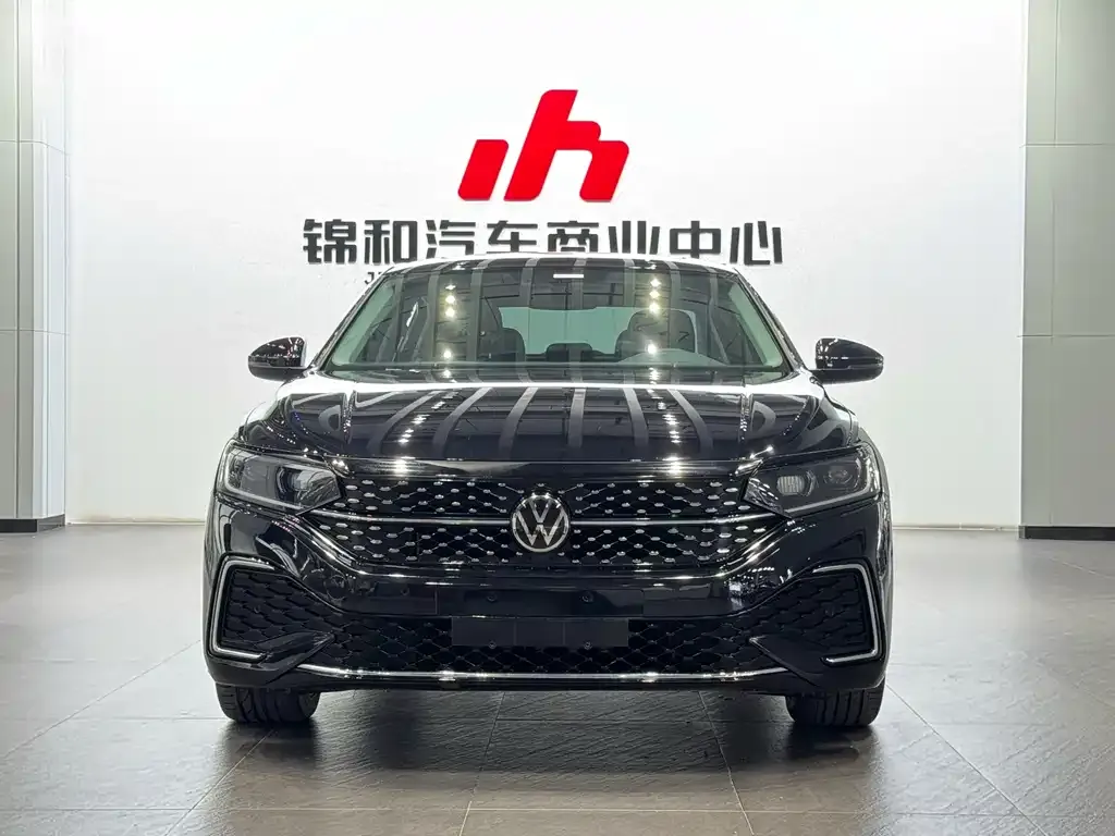 Volkswagen Passat — фото 5