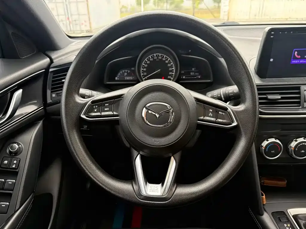 Mazda CX-4 — фото 3