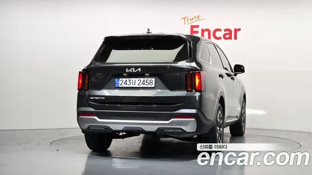 Kia Sorento — фото 3