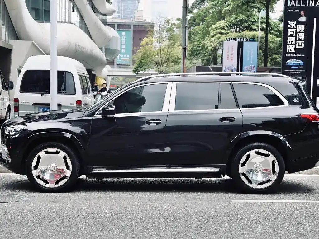 Mercedes-Benz GLS — фото 3