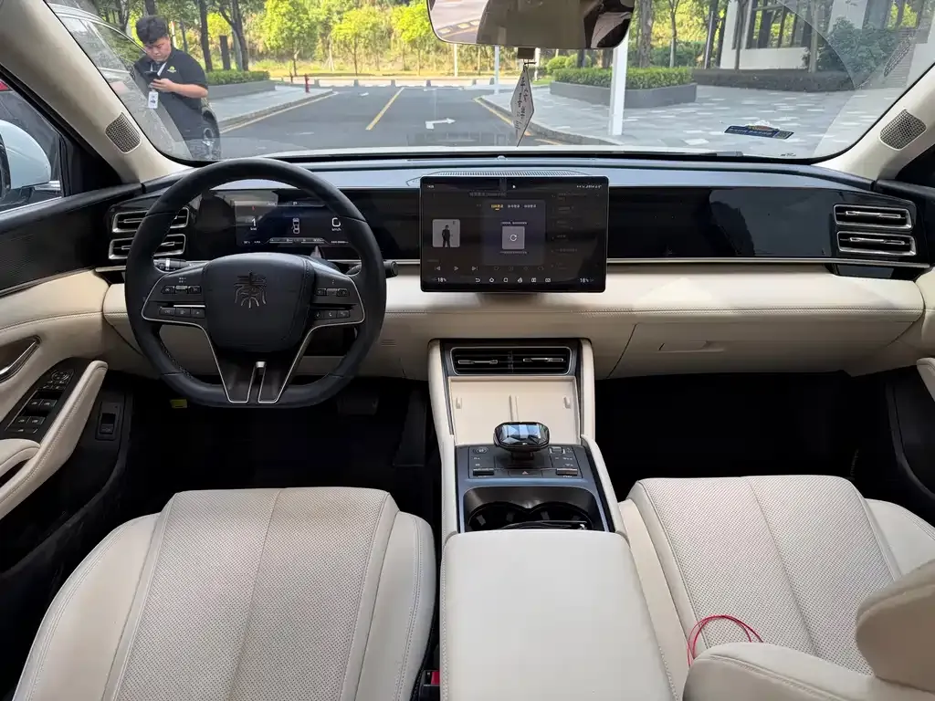 BYD Qin L — фото 3