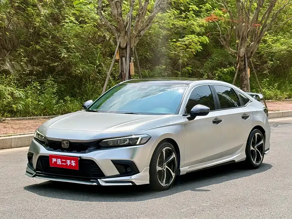Honda Civic — фото 1