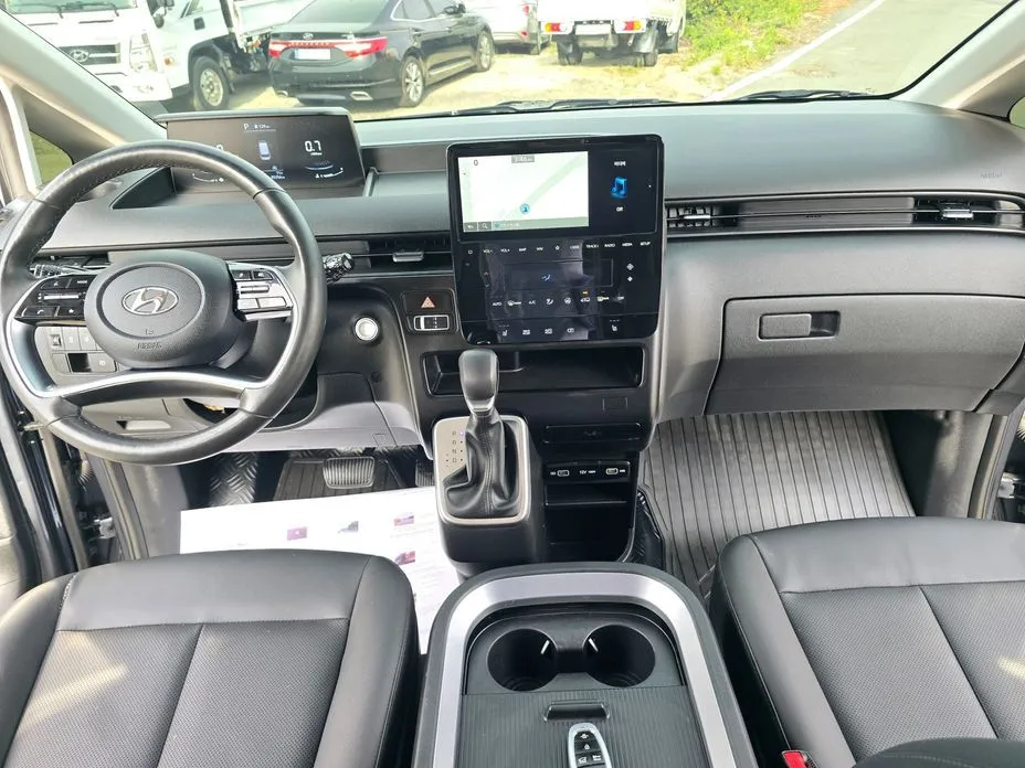 Hyundai Staria — фото 4