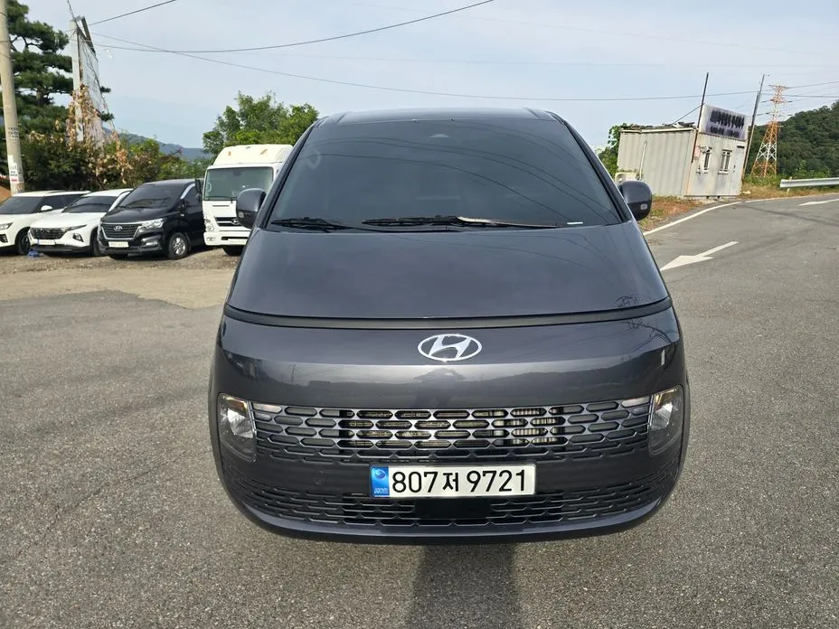 Hyundai Staria — фото 3