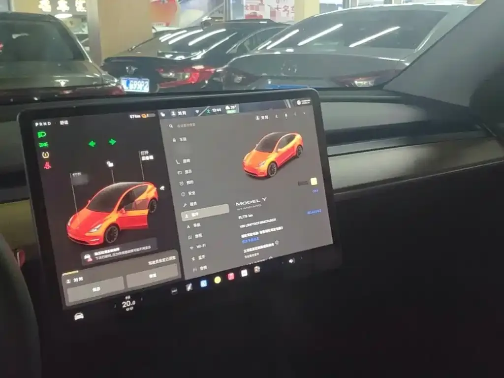 Tesla Model Y — фото 4