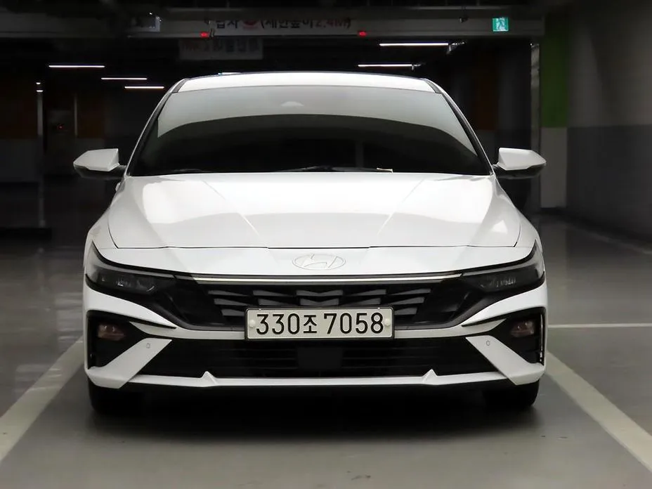 Hyundai AVANTE — фото 3
