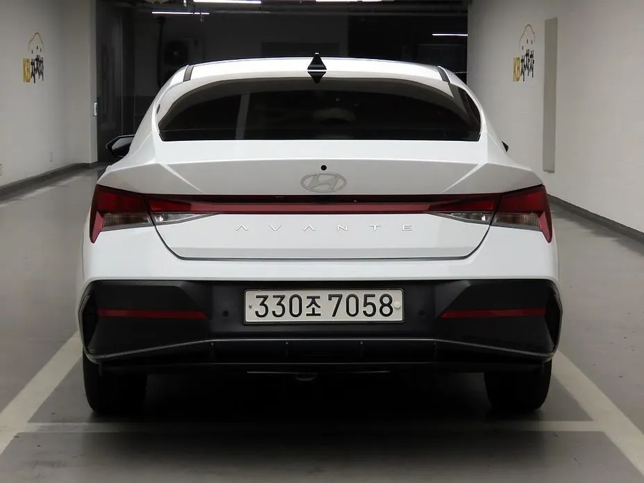 Hyundai AVANTE — фото 9