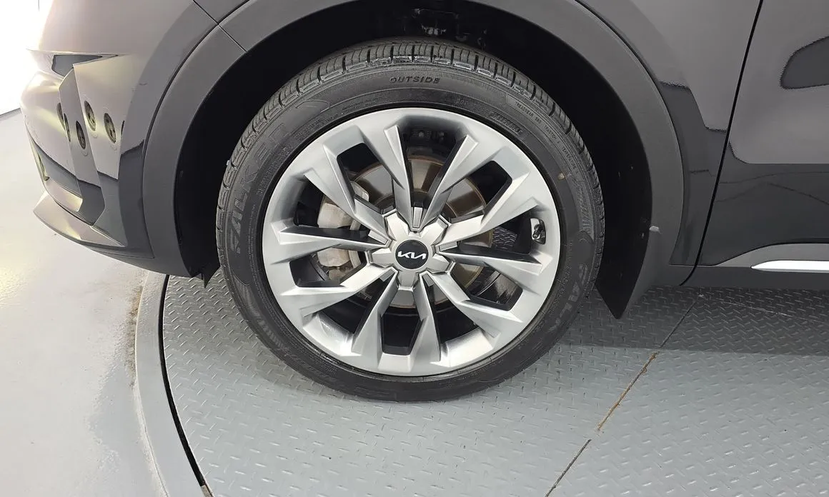 Kia Sorento — фото 4