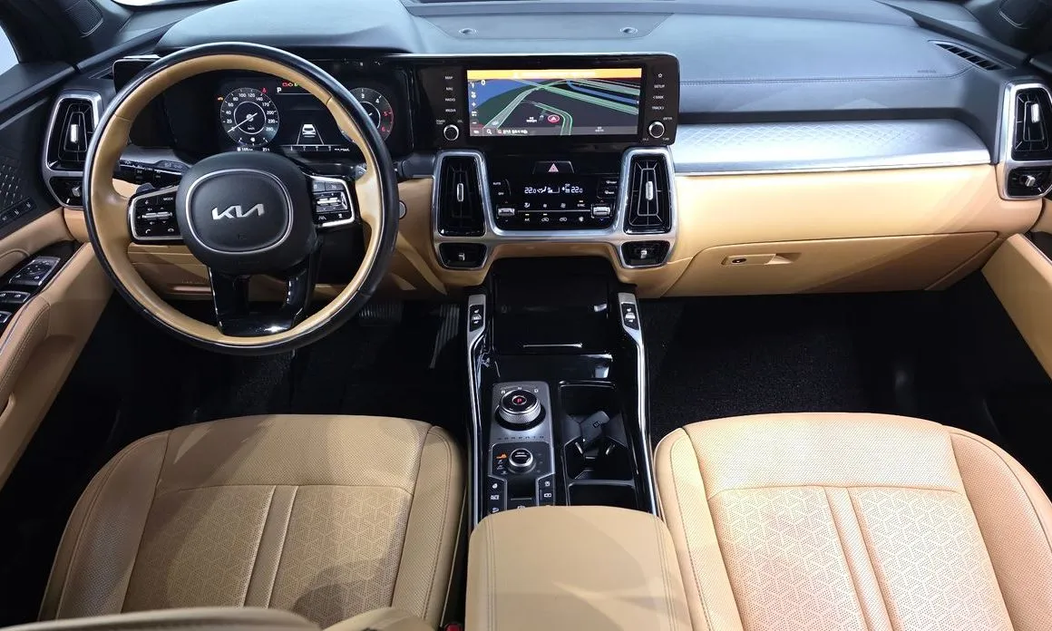 Kia Sorento — фото 10