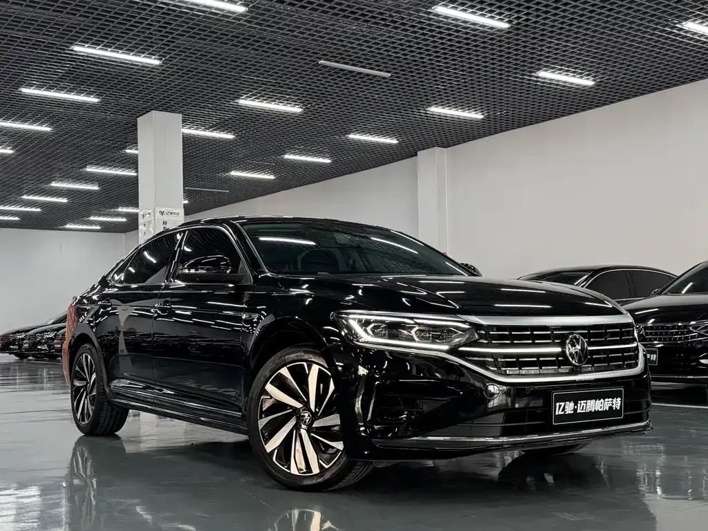 Volkswagen Passat — фото 2
