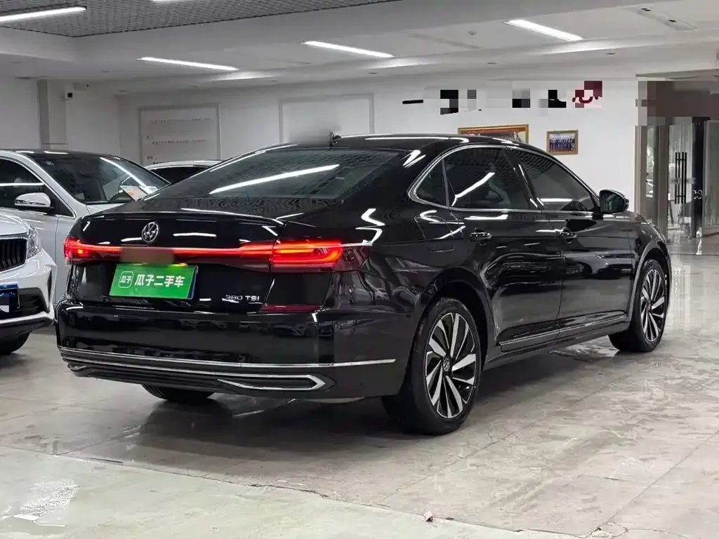 Volkswagen Passat — фото 4