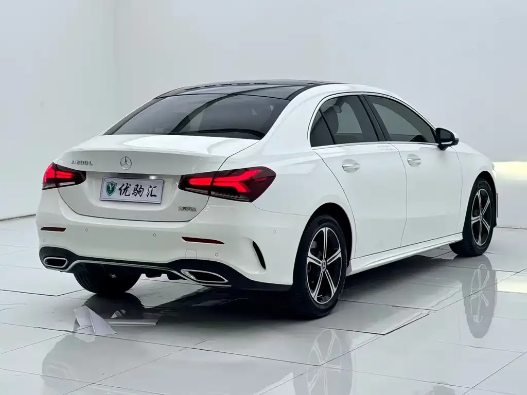 Mercedes-Benz A-Class — фото 6