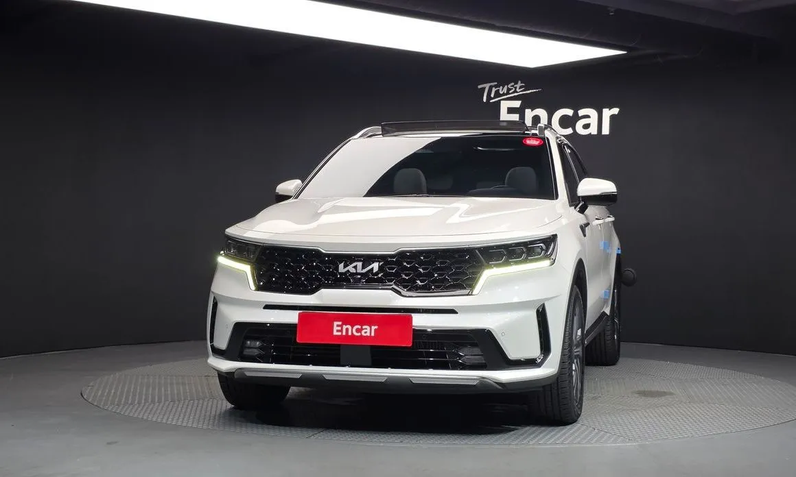 Kia Sorento — фото 7