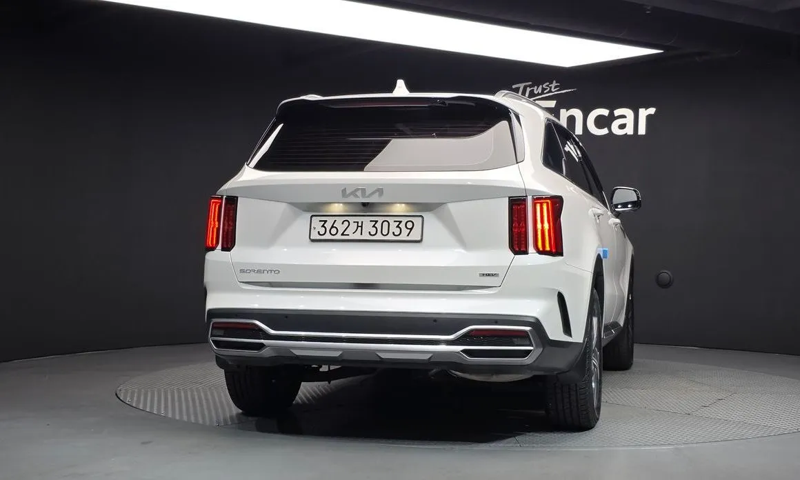 Kia Sorento — фото 3