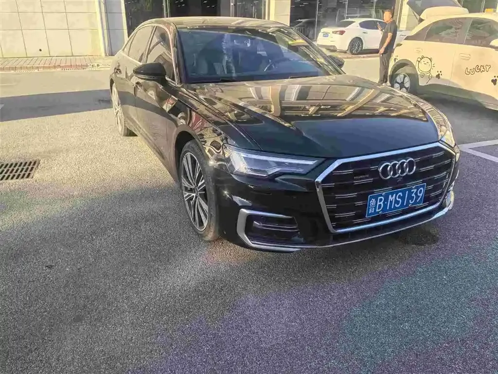 Audi A6L — фото 8