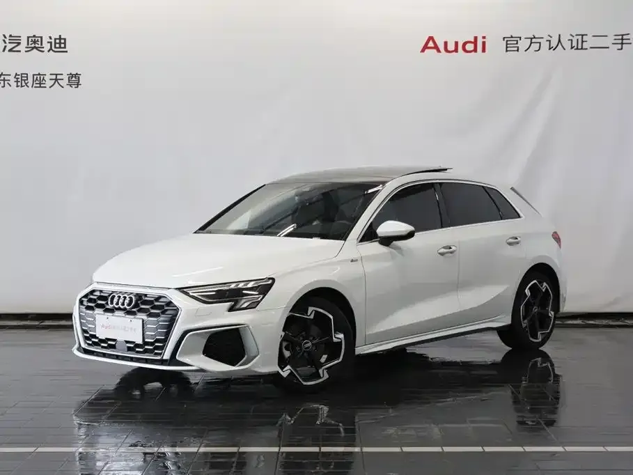 Audi A3 — фото 1