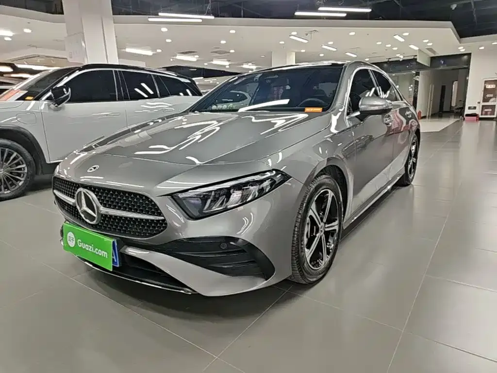 Mercedes-Benz A-Class — фото 10