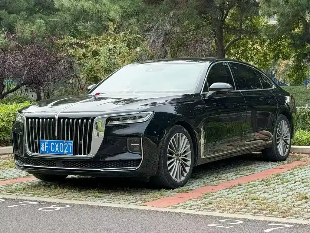 Hongqi H9 — фото 1