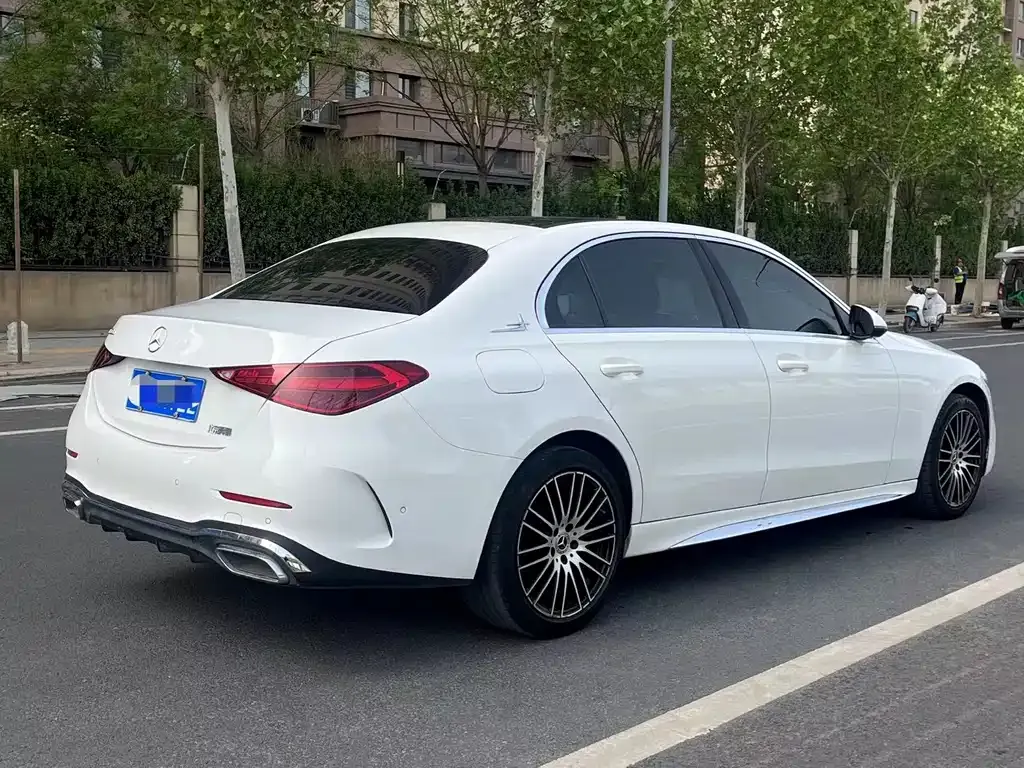Mercedes-Benz C-Class — фото 10