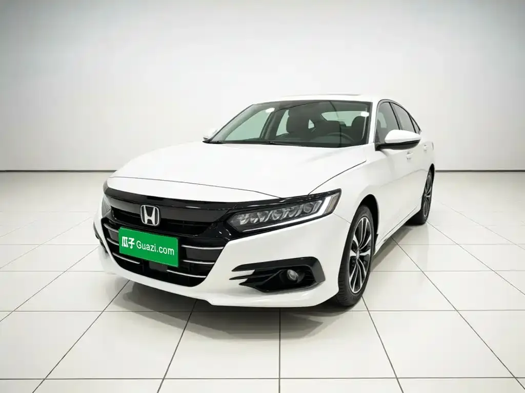 Honda Accord — фото 1