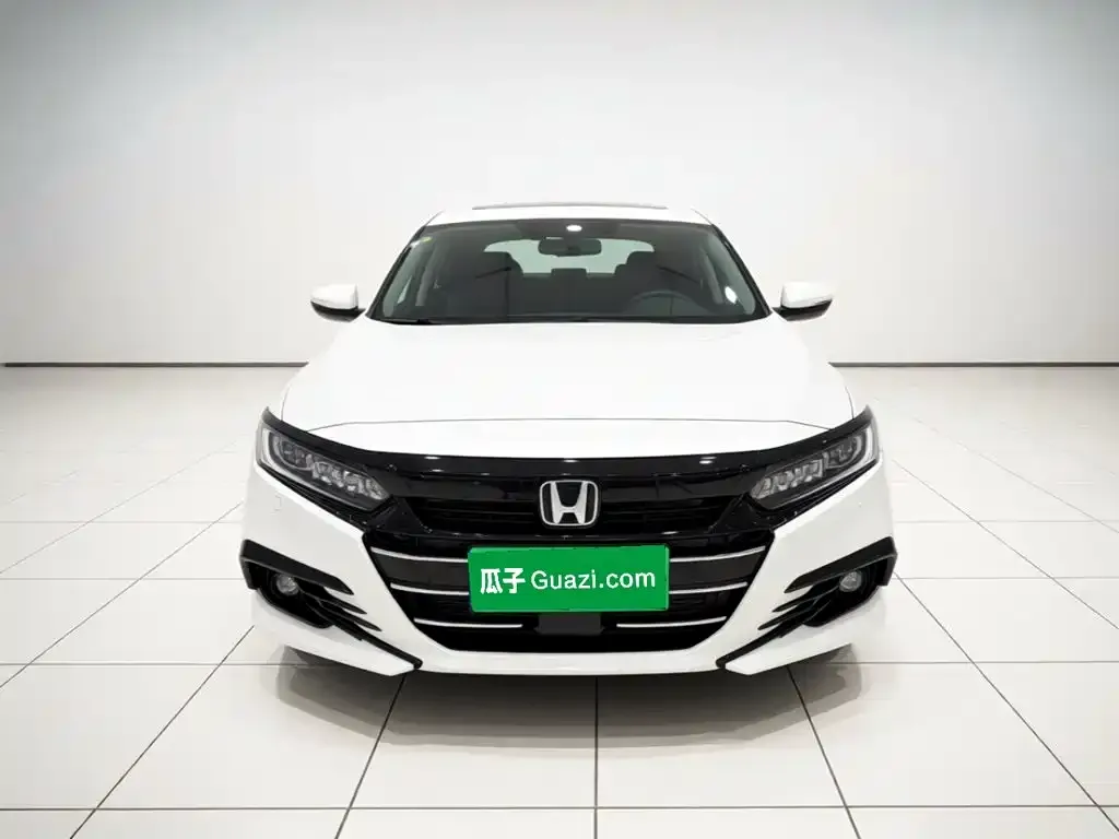 Honda Accord — фото 8