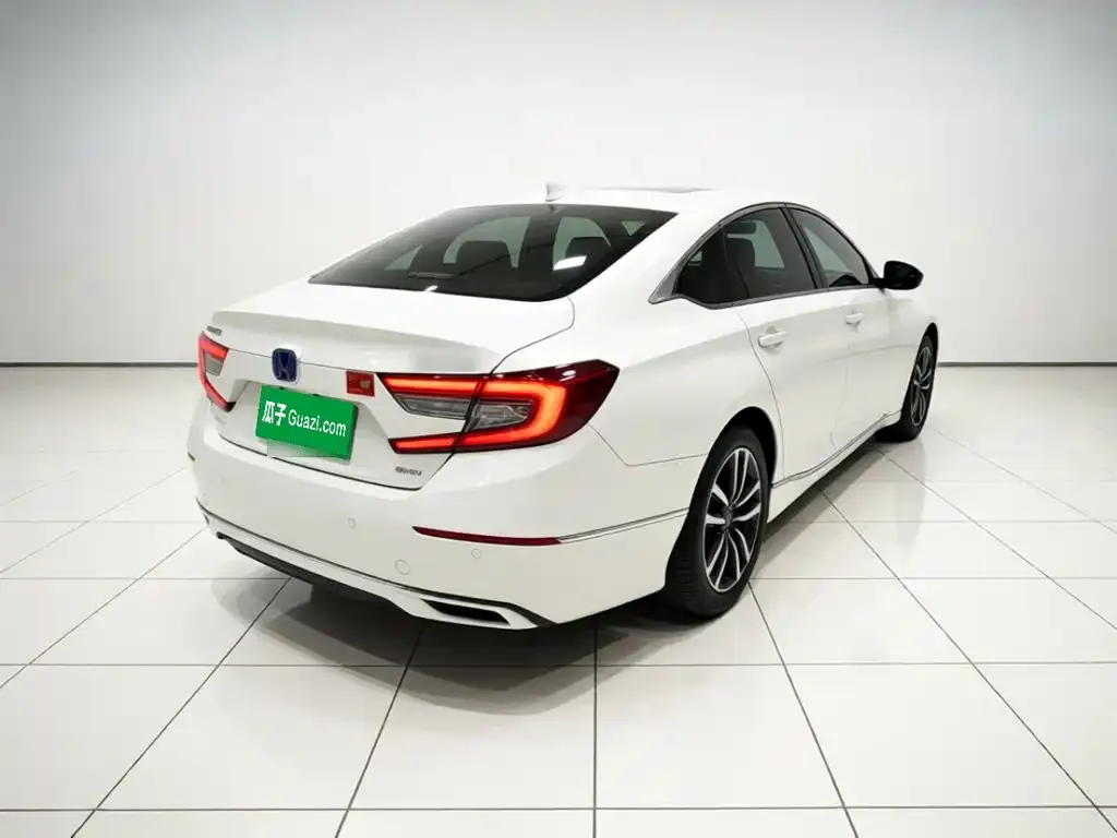 Honda Accord — фото 5